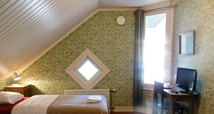 Hotel & Cafe Lanterna Науво Екстер'єр фото